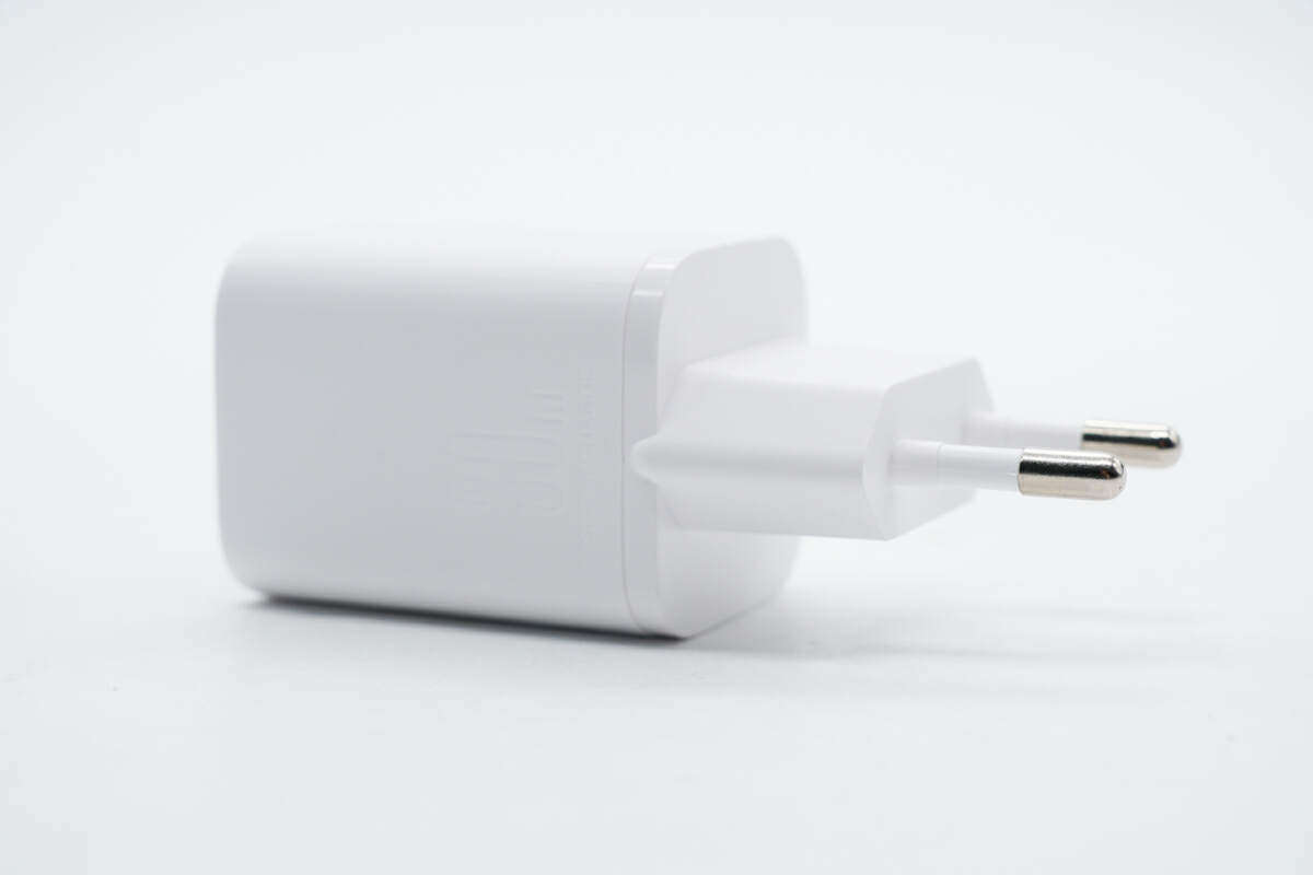 機樂堂30W充電器 機樂堂30W充電器